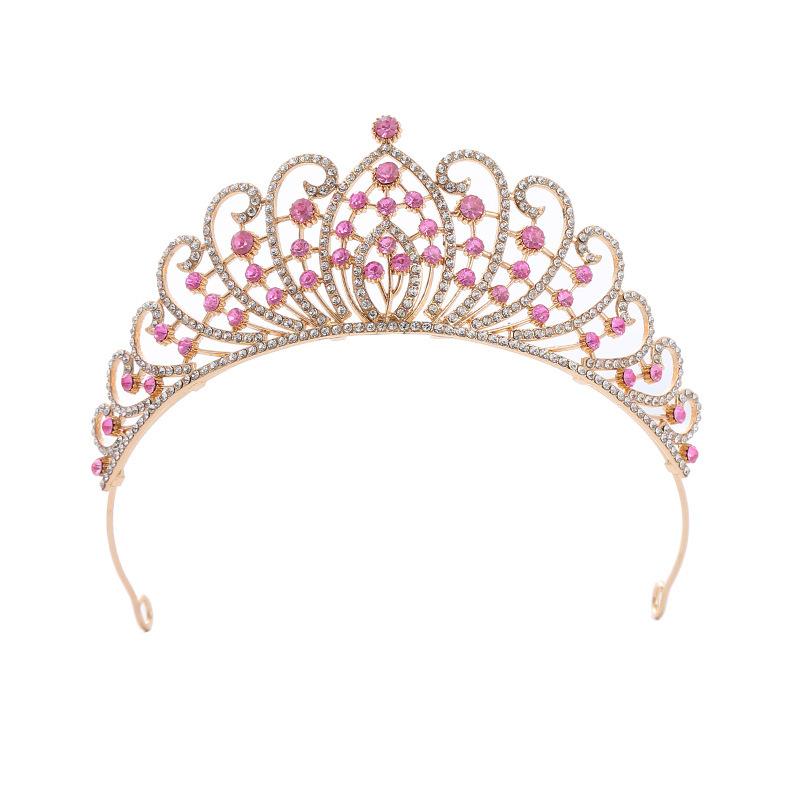 The Bride's Crown Is A Popular Wedding Headwear in Europe and America It Is A Luxurious Baroque Alloy Crown Set with Rhinestone