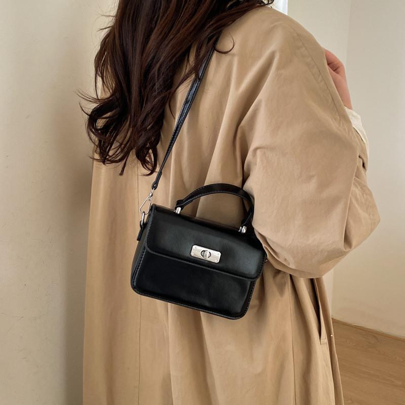 Pu Small Square Bag For Women With Zipper Closure And Interior Pockets For Daily Use