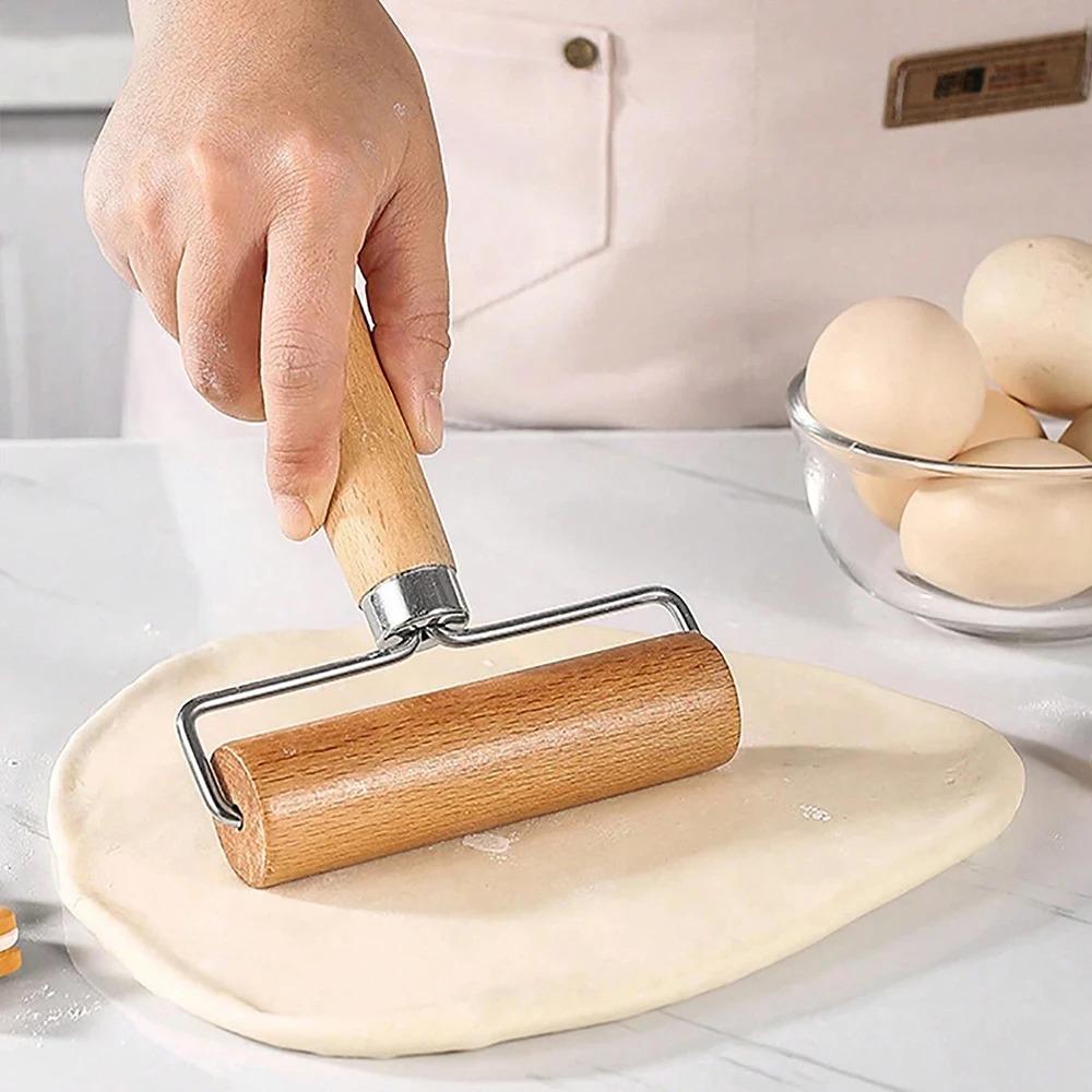 1Pc Wooden Rolling Pin Handheld Pastry Roller for Baking Pizza and Dumplings Solid Wood Dough Roller Convenient Kitchen Utensils
