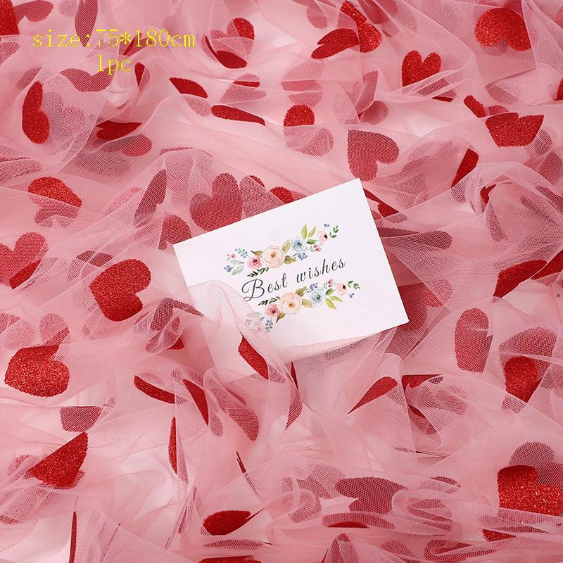 1Pcs Romantic Valentines Day Candlelight Dinners Decor Red Heart-shaped Mesh Tablecloth For Decorating Wedding Banquets Parties