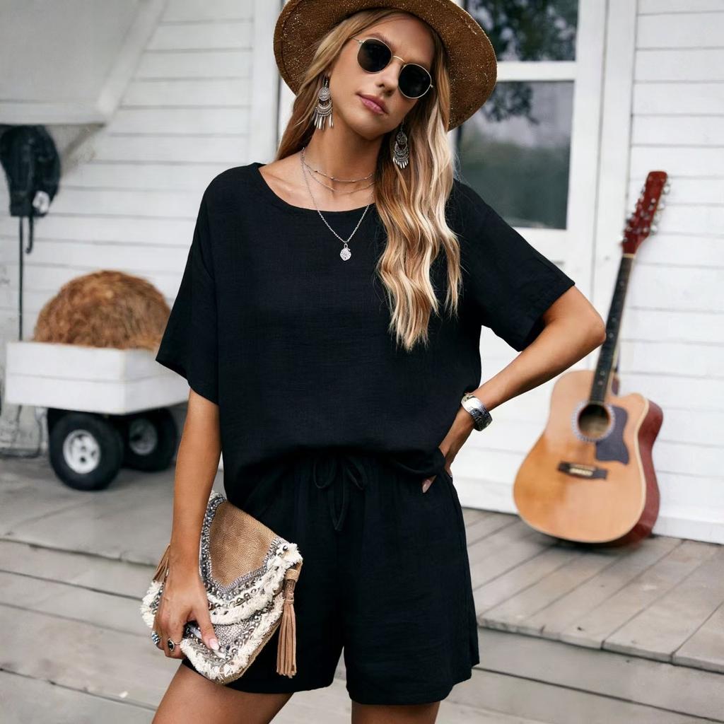 Fashionable Women's Temperament Loose Short Sleeved Shorts Set