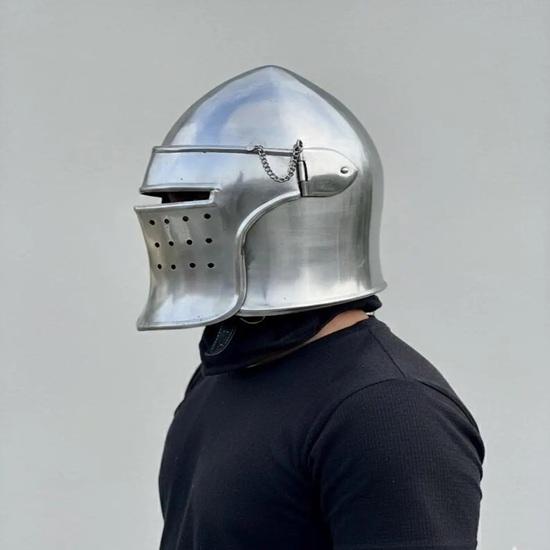 Medieval Knight With Steel Crusader Helmet Gothic Full Face Armor LARP Reenactment Cosplay Helmet Gift