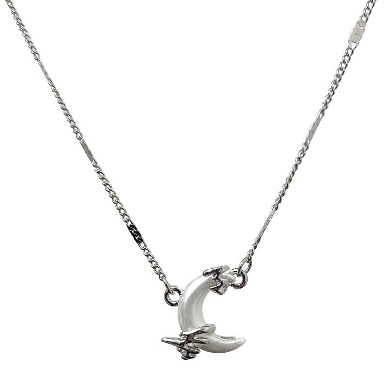 

High-end simple personalized crescent moon necklace female cold wind design sense new fritillary star moon collarbone chain