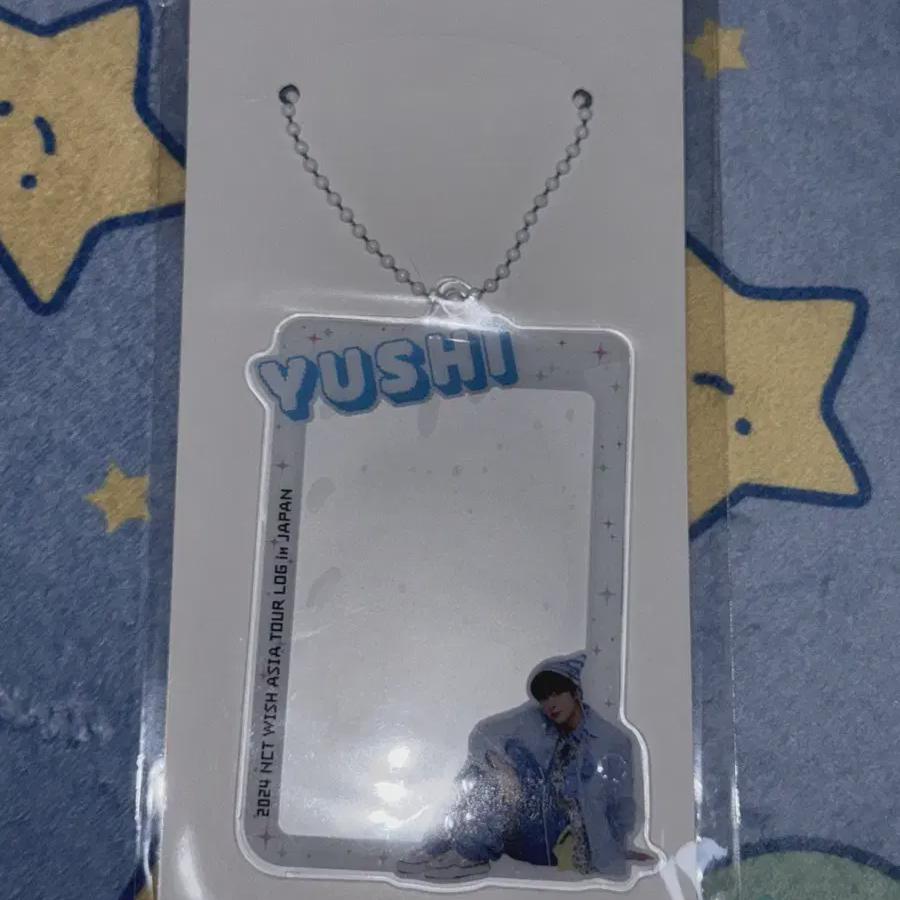 

Логин Japan Yushi Держатель для фотокарточек Случайная игрушка