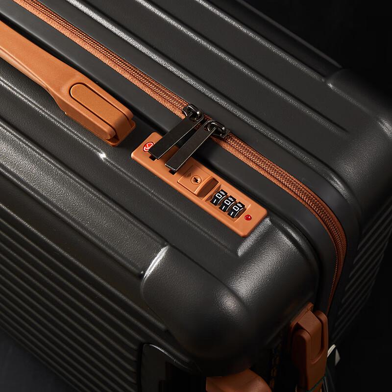 Woodpecker Classic Vertical Stripe Luggage