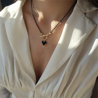 Fashionable Black Crystal Bead Necklace Crystal Zircon Heart-Shaped Pendant New 2024