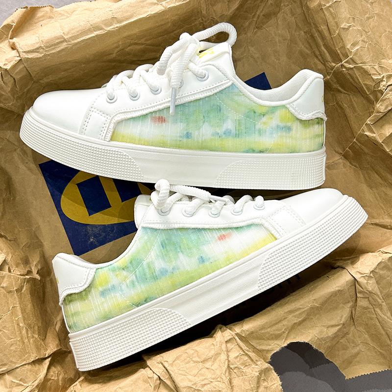 

Men s shoes summer breathable casual versatile niche thick-soled lightweight board shoes youth sports shoes non-slip small white tide shoes 39