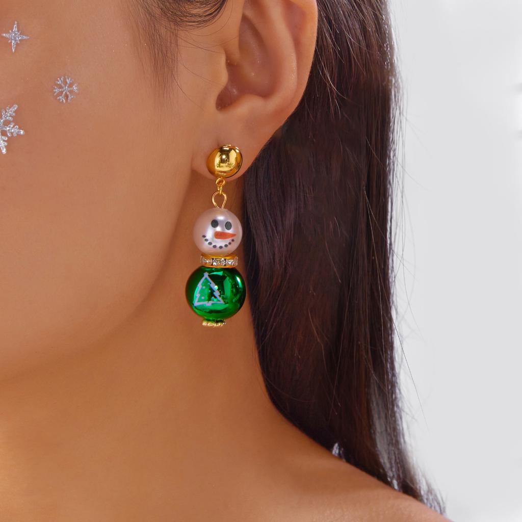 Design Sense Rhinestone Santa Claus Dangle Earrings for Women Red Green Crystal Drop Earrings Friendship New Year Party Jewelry