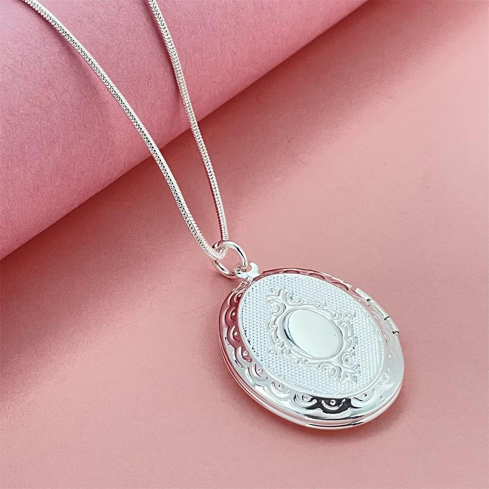 Popular 925 silver oval mirrored photo frame pendant snake bone necklace, fashionable, simple and versatile