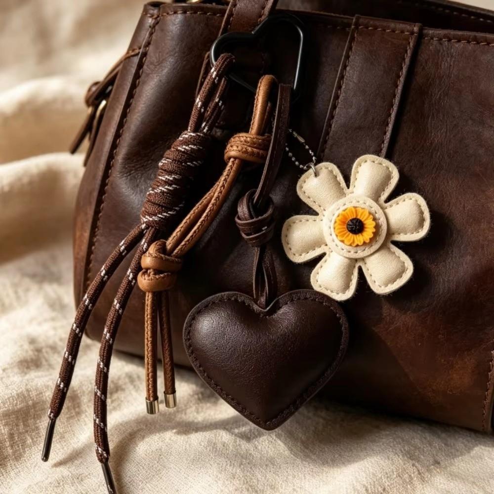Sunflower PU Heart Pendant Vintage Bag Hanging Bag Charm Flower Heart Keychain Gift