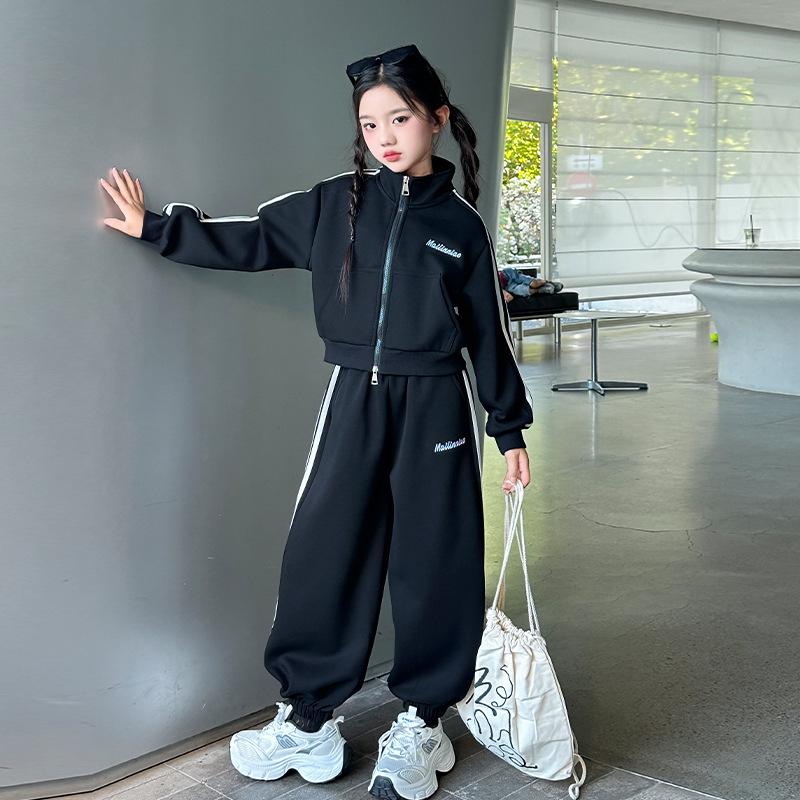 

Стильний корейський спортивний костюм-двійка для дівчат-підлітків на осінь 2025 120 cm