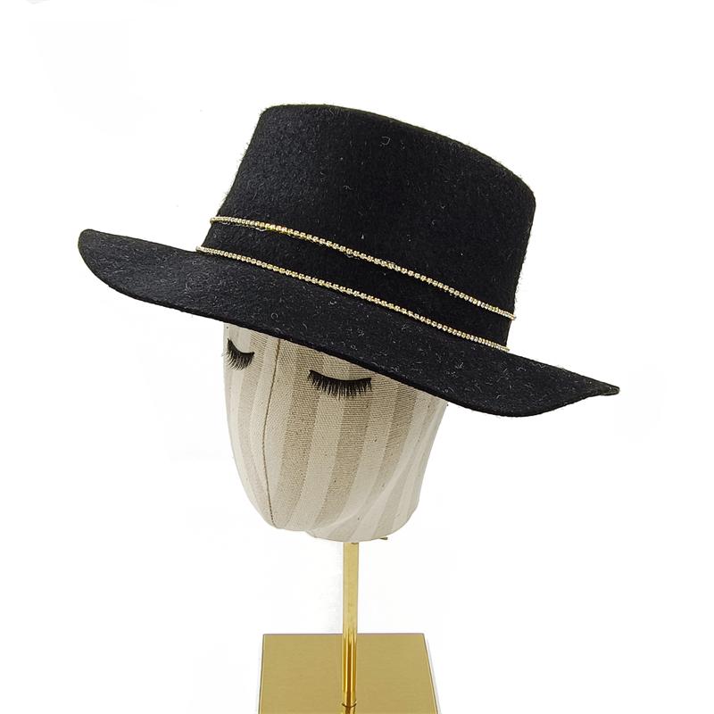 

2021 hat female autumn and winter retro embroidery letter golden chain fashion flat top hat fedora hat wild wool top hat 56 -58cm