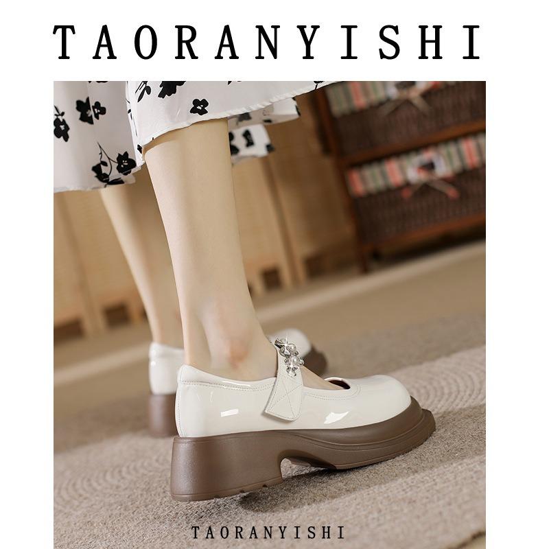 thick-soled Mary Jane small leather shoes women's new single shoes soft leather, large size women's shoes 1 4