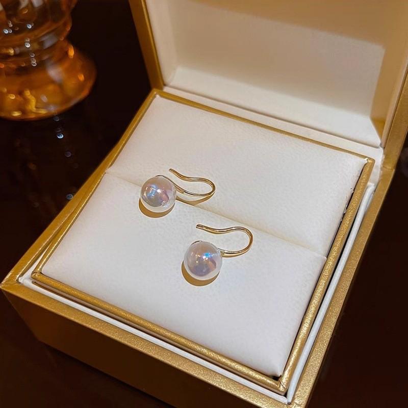 Korean Style S925 Silver Pearl Stud Earrings for Women - Simple, Elegant, and High-End