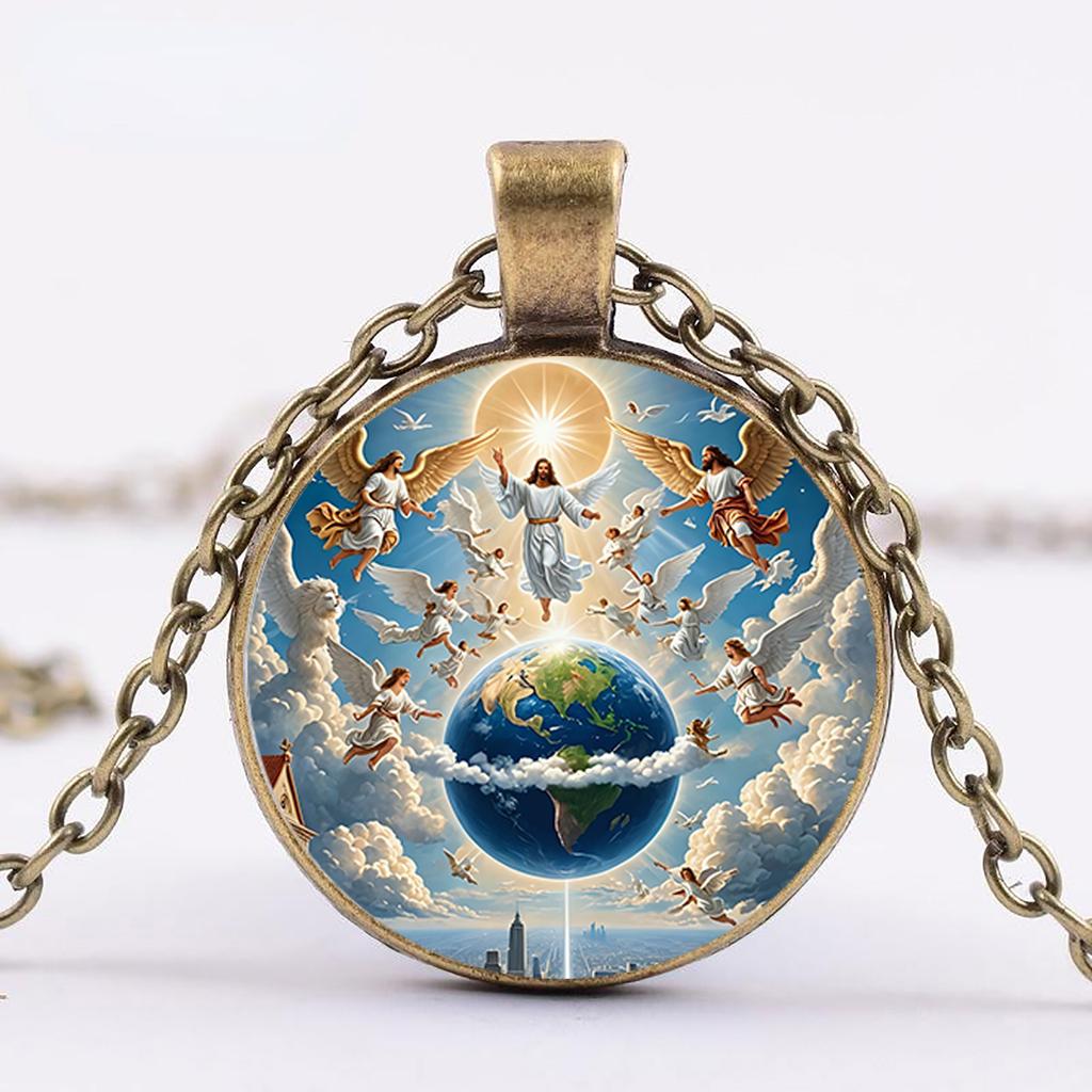 A retro style Jesus Ascension Pendant Necklace Time Gem Pendant Faith Guardian Retro Chain Suitable for men and women to wear daily