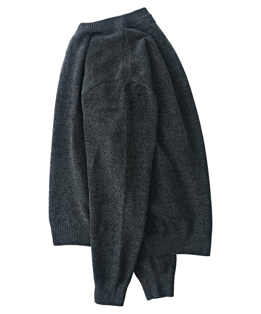 ANALOG MOOD Velour Refined Henley Neck Round Knit (Charcoal)