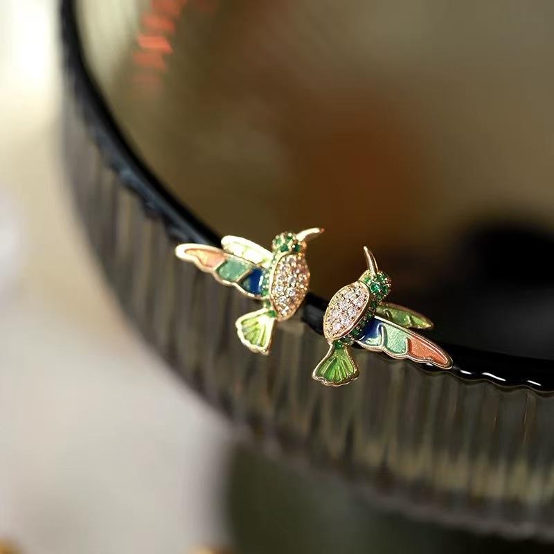 Orecchini Colibrì Smalto Gocciolato Eleganti Orecchini a Bottone da Donna Gioielli Raffinati Accessori da Festa