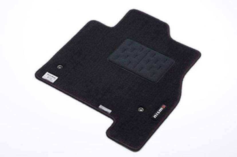 Nismo Floor Mats for Nissan Leaf ZE1 (74900-RNZ10)