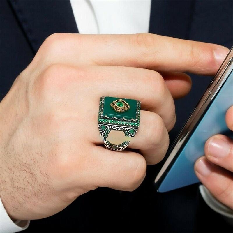 Europäische und Amerikanische Atmosphäre Hochwertiger Smaragd Quadratischer Ring Herrenmode Große Größe Trendiger Übertriebener Zeigefingerring