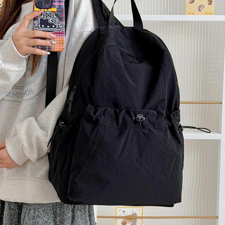 Schoolbag Wholesale Backpack Women's New Fashion Lightweight Storage Travel Bag Large Capacity Versatile Nylon Cloth Anti-splashing Backpack