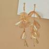 Fashion Long Tassel Petal Drop Earrings for Women Luxury Metal Crystal Hollow Flower Temperament Earrings Wedding Zircon Gifts