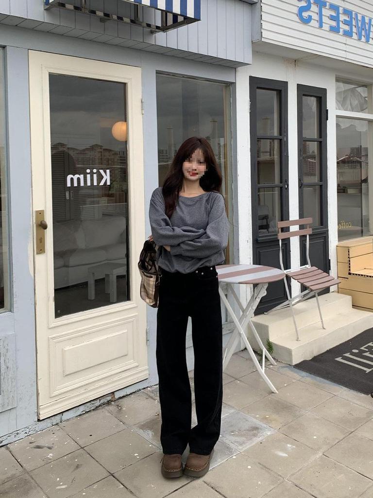 Where Is the Orange Tree? Women's Retro High-Waisted Black Wide-Leg Jeans - Autumn Elastic Slim-Fit Floor-Length Pants.