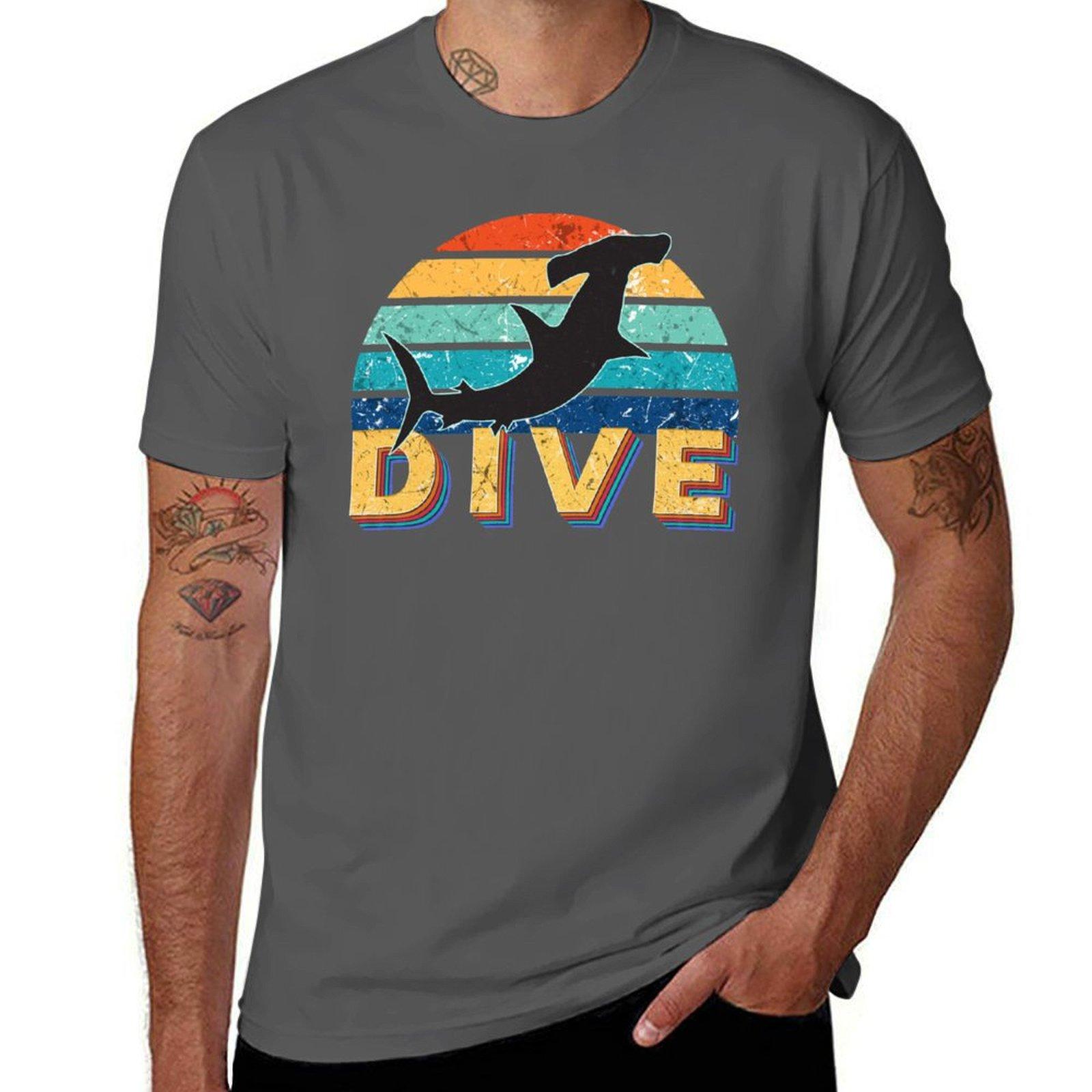 

Retro Vintage 70s Distressed Summer Sunset Hammerhead Shark Dive Scuba Diving T-Shirts Gift T-Shirt 4XL