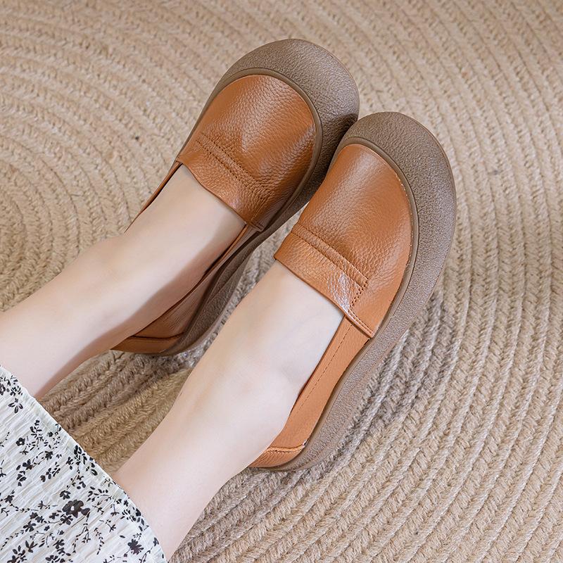 

New pedal breathable full leather shoes mother leather non-slip soft sole comfortable flat single shoes women s shoes 41 коричневый