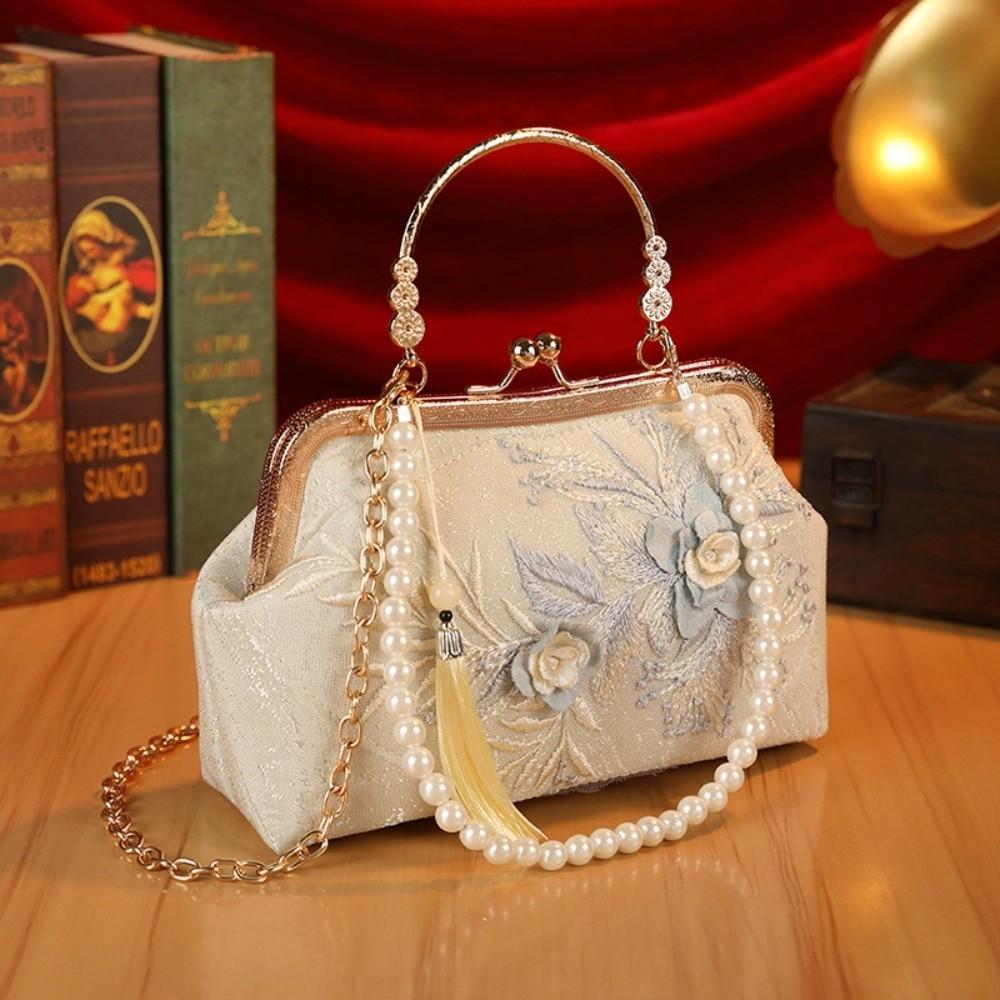 Chinese Style Embroidered Kiss Lock Handbag Small Square Wedding Clutch Bride