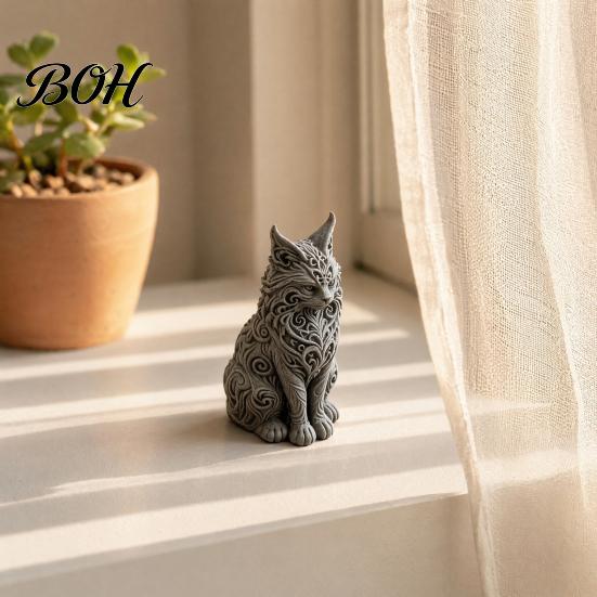 Decorative Cat Figure For Home 3D Printed Maine Ornaments, Figurine for Table Decor, Cool Small Sculpture Desk with Intricate Details, Gifts Mom Women