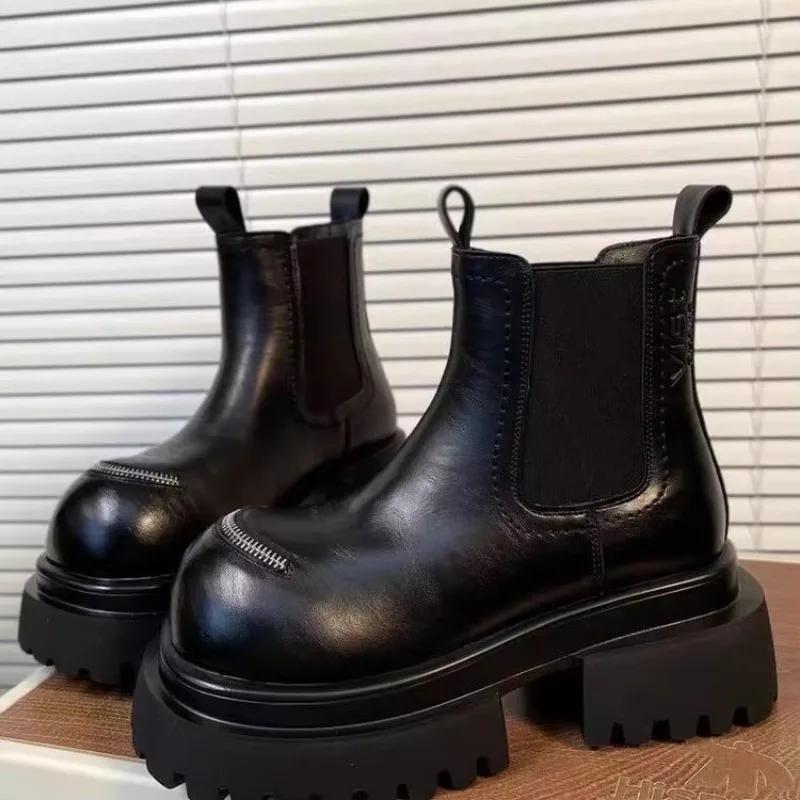 2025 New Women's Thick-soled Short Boots Autumn and Winter Shoes Elegant Modern Chimney Boots Round Head Middle Follow