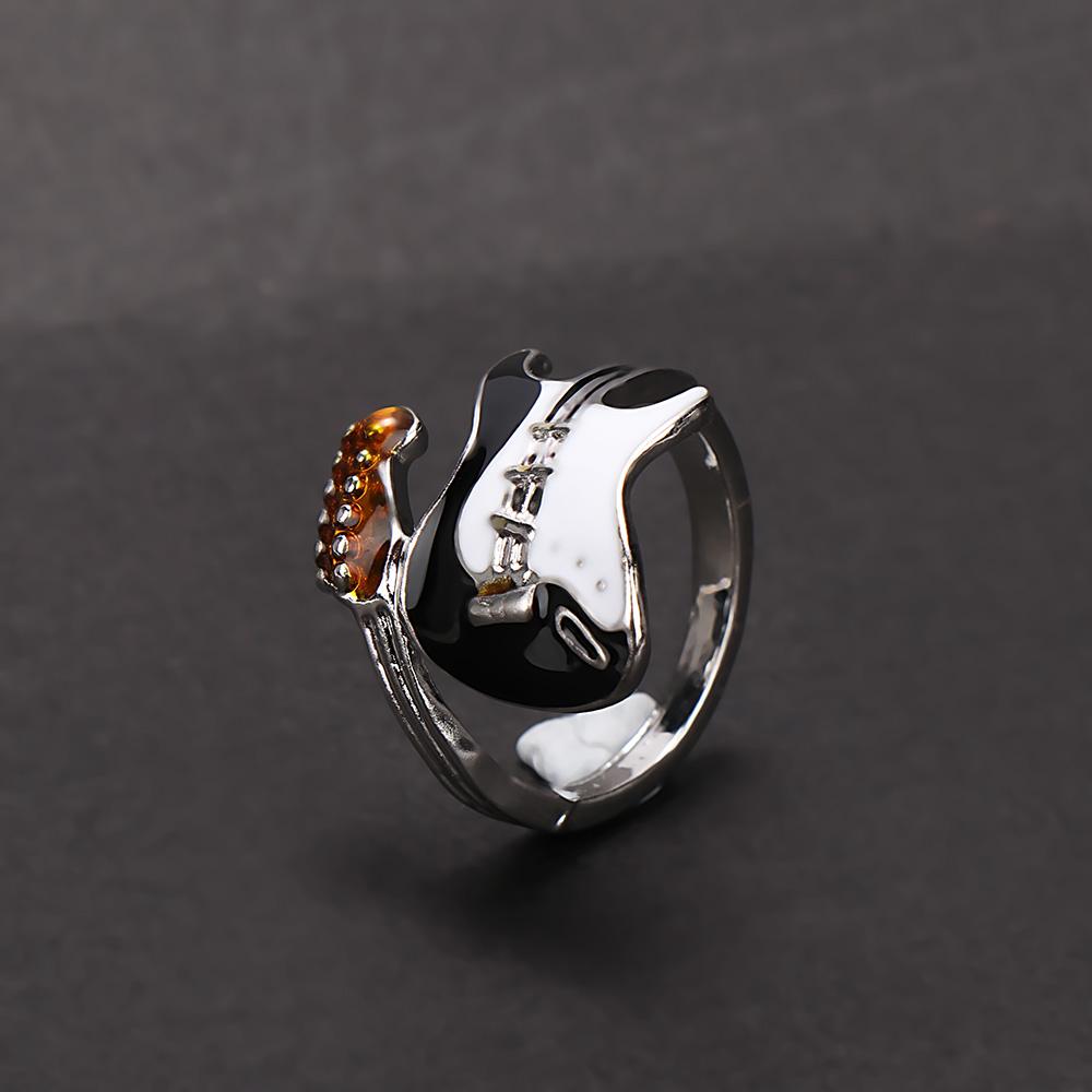 Fashion Personality Punk Style Black White Color Women Jewelry Oiled Zinc Zinc Alloy Ring Varnish Guitar