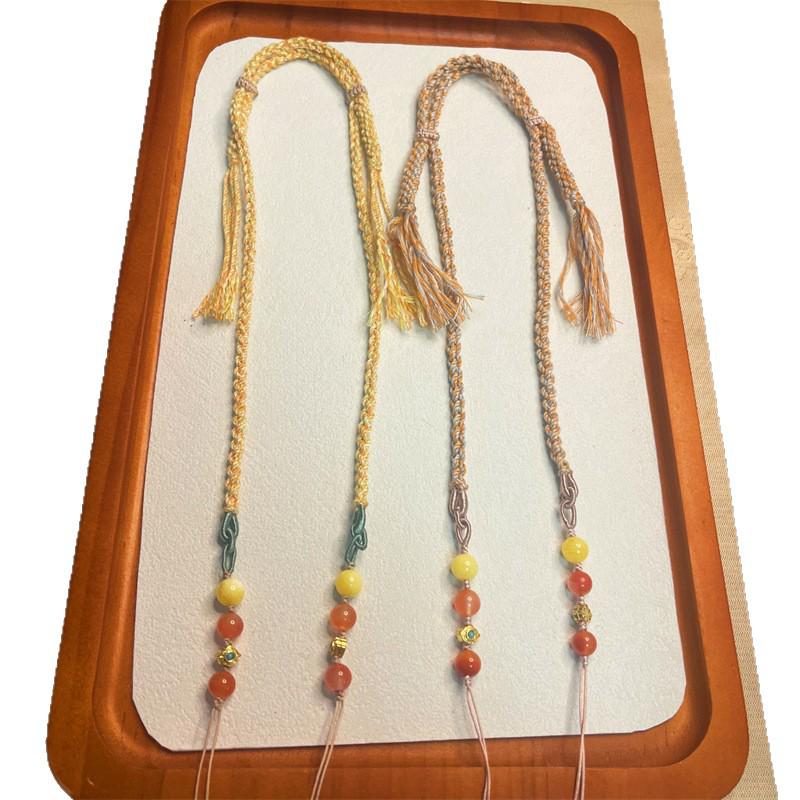 Handcrafted Retro Cotton Nanhong Amber Pendant Necklace