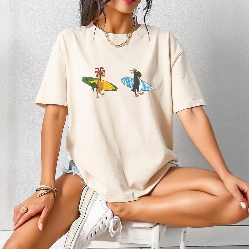 Cody Maverick amp Chicken Joe Shirt Surfs Up T-shirt Funny Chicken Tee Trendy Unisex T-Shirt L