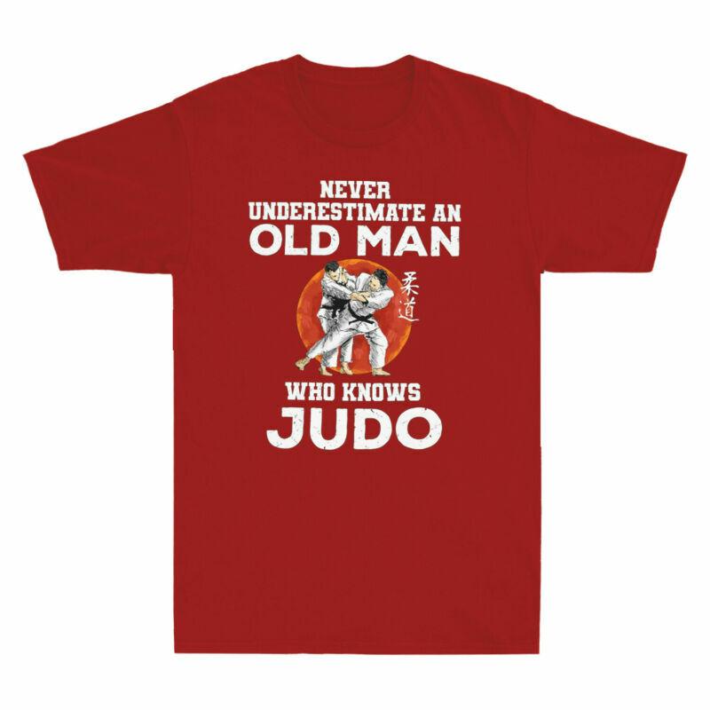 Never Underestimate An Old Unisex Who Knows Judo Blood Moon Vintage Unisexs Tshirt