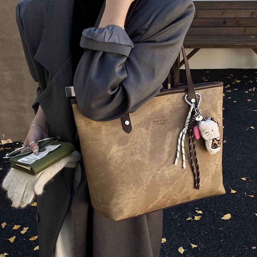 Large Capacity Denim Shoulder Bag Commuter Bag Women'S New Spring Versatile College Student Class Tote Bag