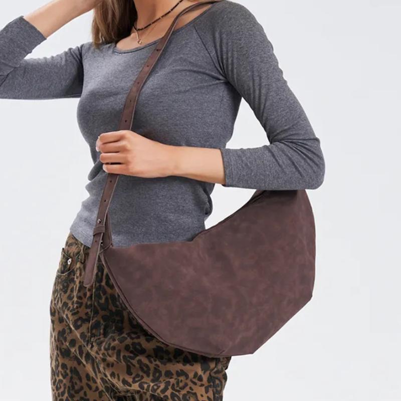 Women Faux Suede Crescent Shoulder Bag Trend Vintage Large Capacity Crossbody Bag Versatile Casual Daily Wear Minimalist Handbag