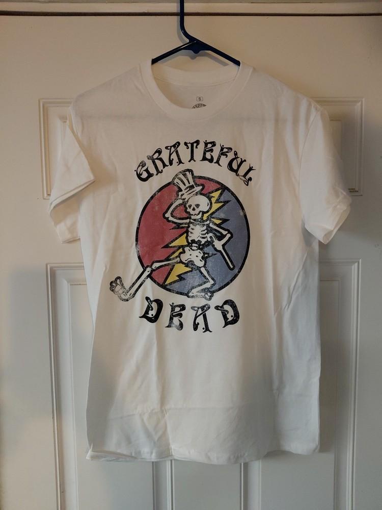 

Grateful Dead Tour Tshirt Size SMALL Ripple Junction Unisex T-Shirt XXXXL