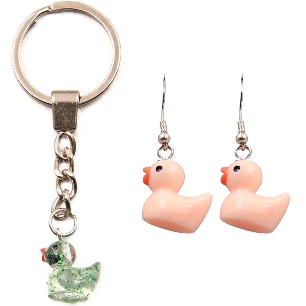 XP 5 Stück Mix Süße Ente Harz Ohrring Anhänger DIY Zubehör Kawaii 3D Handy Schlüsselanhänger Armbänder Anhänger Für Schmuckherstellung Perlen