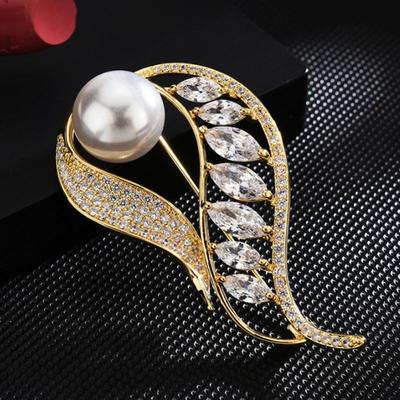 Mode Luxus Strass Einfaches Blatt Perle Reversnadeln Broschen Damen Kleidung Mantel Zubehör Geschenke