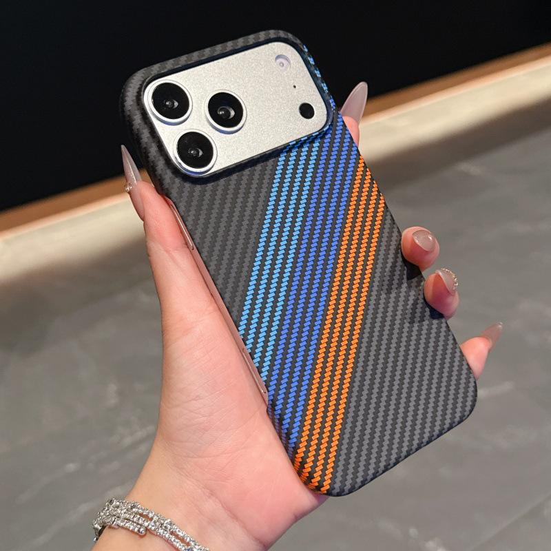 Kevlar Ultra-Thin iPhone 17 Case, Carbon Fiber Texture, Magnetic Charging, Drop-Proof Protection