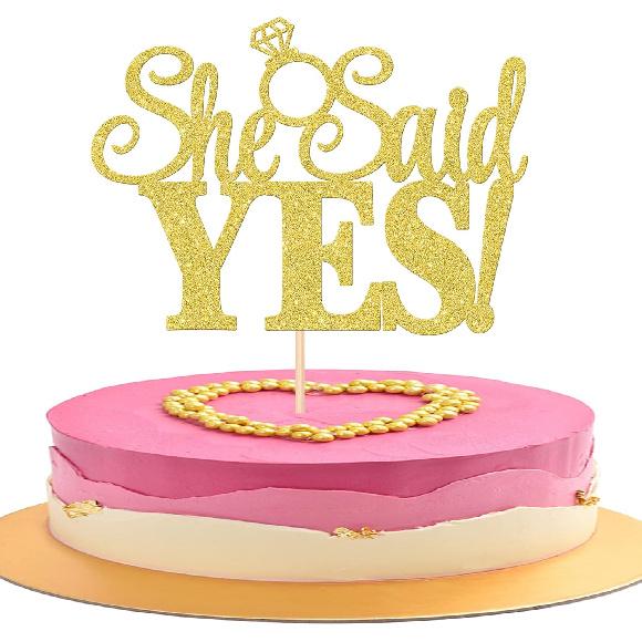 1 PCS She Said Yes Cake Topper Engagement Cake Topper We re Engaged Cake Pick Engagement Party Decorations for Wedding Bridal Shower Proposal золотой