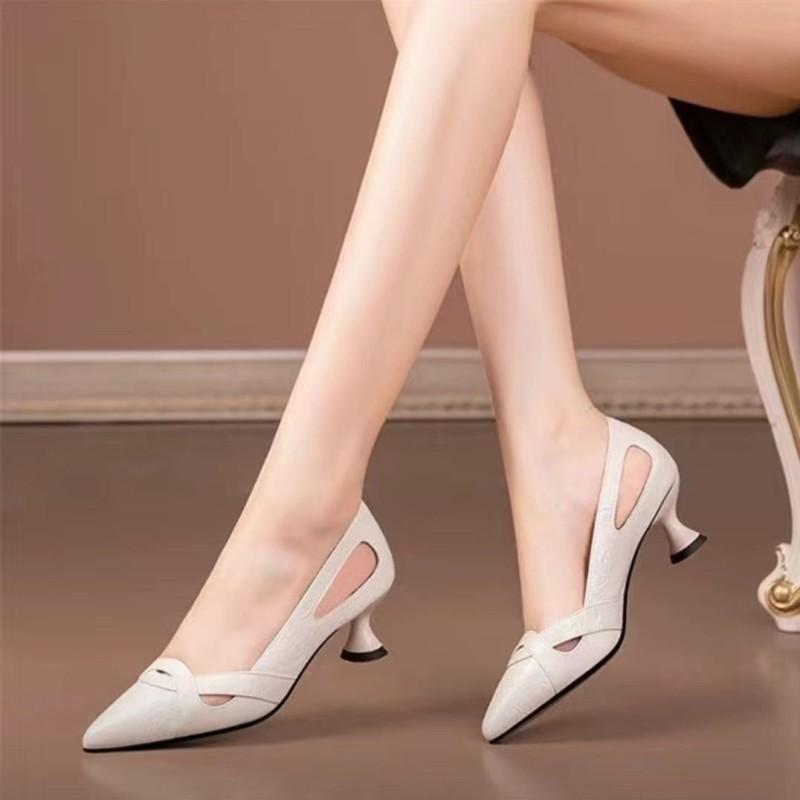 

2025 spring and summer new low-heeled hollowed-out shallow-mouth single shoes women s fashion pointed sandals middle-heeled temperament soft-soled sm 35