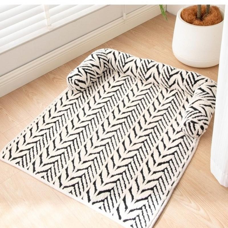 Soft Fluffy Dog Cat Bed Mat with Side Bolsters Non-Slip Bottom Washable Sofa Cushion for Indoor Outdoor Pets