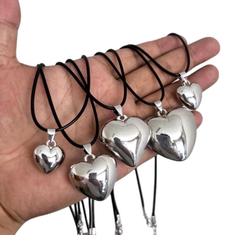 European and American Jewelry Simple Love- Pendant All-match Clavicle Chain Novel Wax Line Cold Wind Necklace for Girl