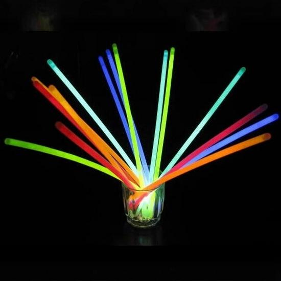 Flashing Glow Sticks with Connectors - Light Sticks for Street Stalls & Fluorescent Bracelets