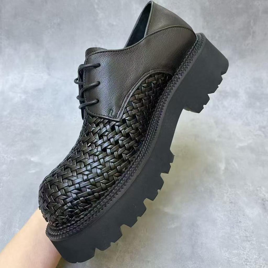 High-end men's shoes hollow and breathable casual leather shoes men's spring thick-soled leather hand-woven thick-soled high-tide shoes