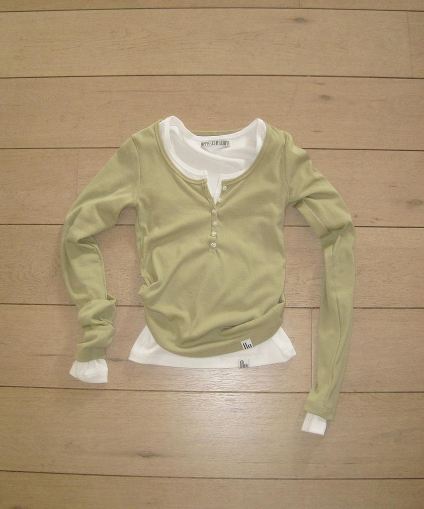 Eopaeleolakaibeu Enter Button Tee - Gray