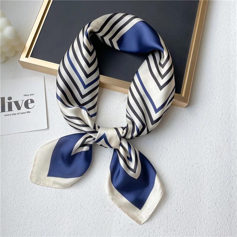 New Luxury Women's Soft Satin Hair Scarves Fashion Square Printed Headscarf 70cm Professional Accessories Designer Scarf