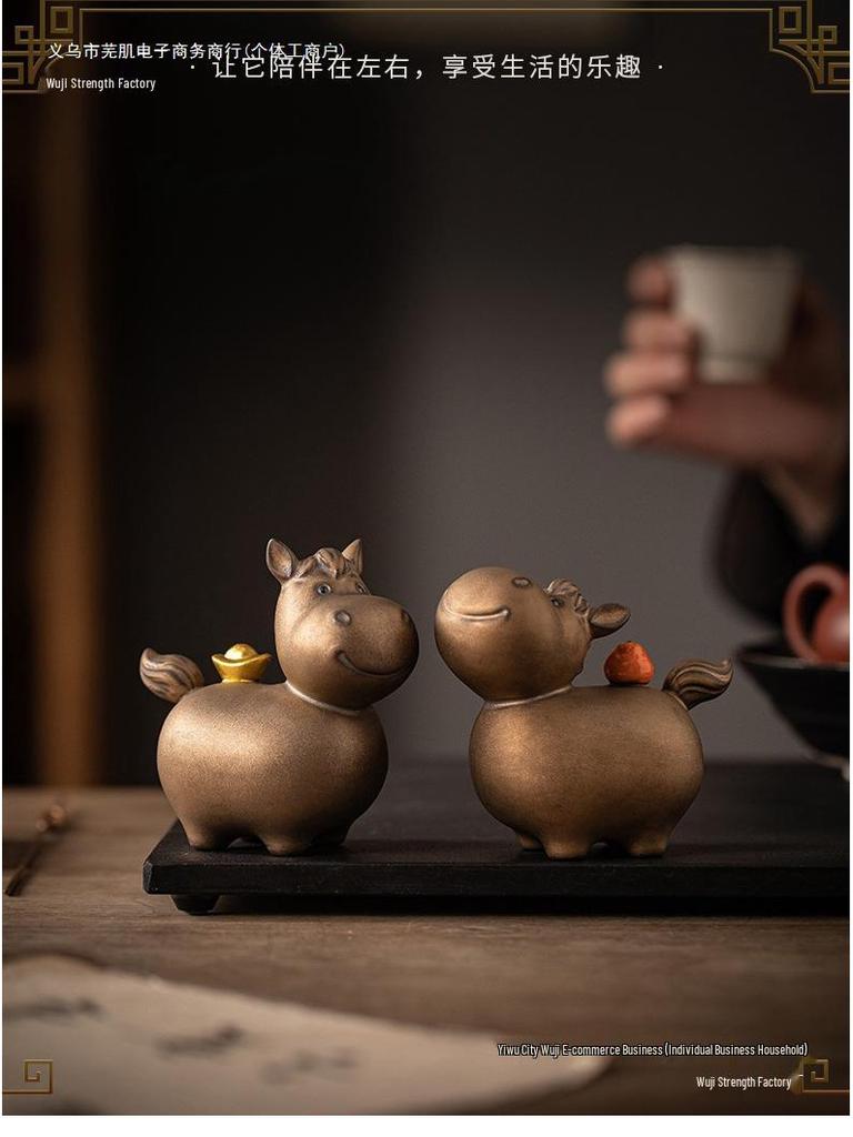 Coppia di Figure di Cavallo in Ceramica Rossa Tang - Mascotte Anno Zodiacale Arredo Tavolo